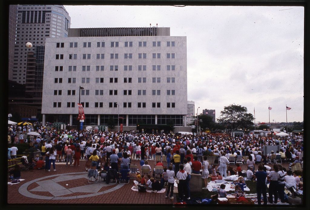 sfeerbeeld (festival) via wikimedia commons